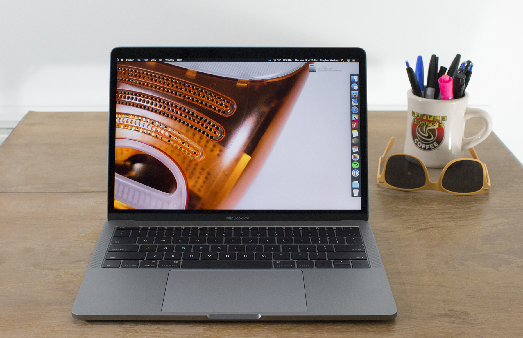 Review: The Unfortunately Named MacBook Pro (13-inch, Late 2016