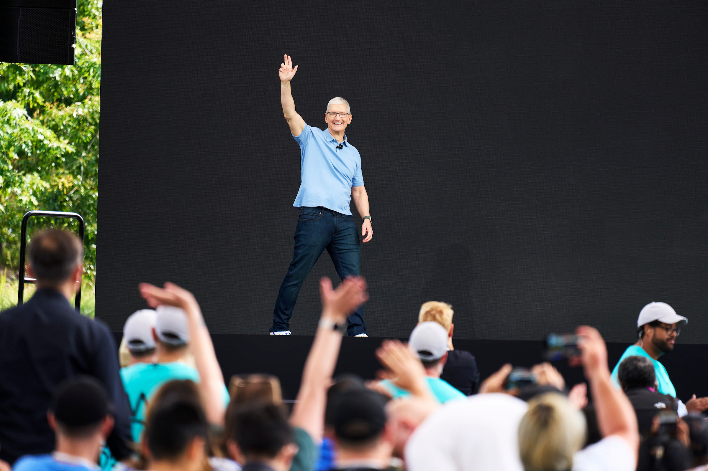 Tim Cook has amazing arms.